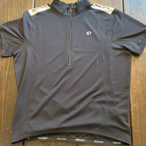 Great condition-Pearl Izumi cycling jersey. XL . 3 rear pockets